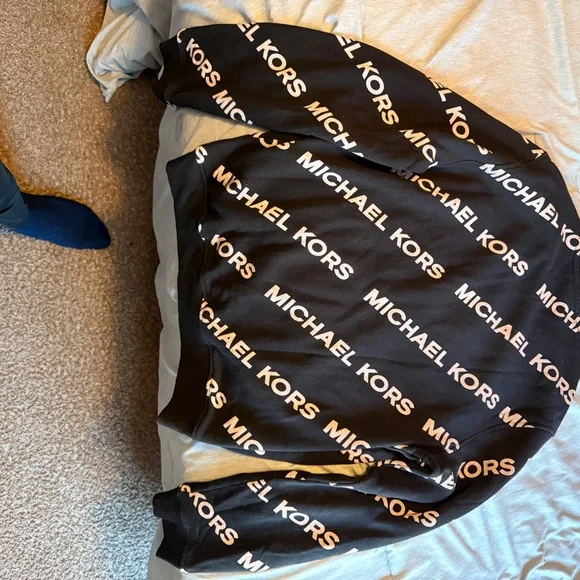 Michael Kors Black and White Logo Crewneck Sweater - Picture 3 of 3